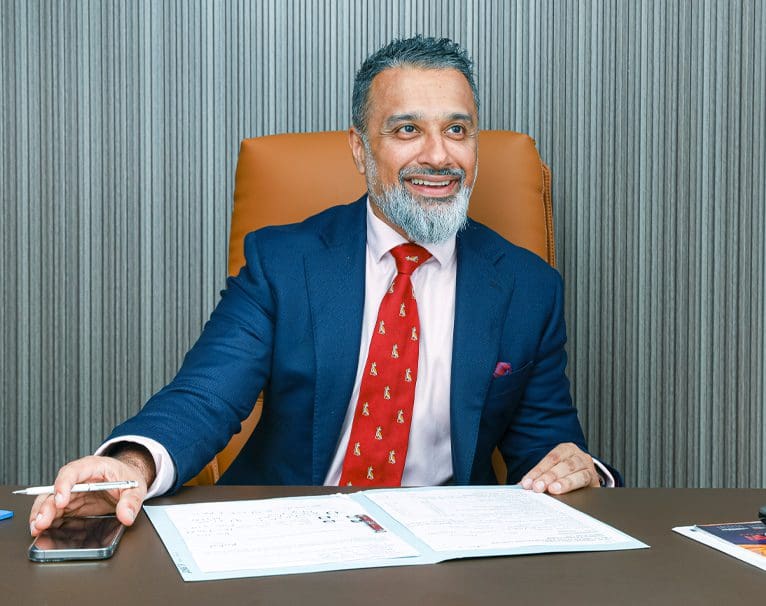 His Ethos Dr Faisal Salim-Plastic Surgeon In Dubai