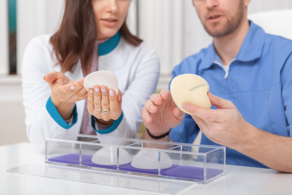 Breast Implants: Types, Procedure, and Recovery 1 breast implants types
